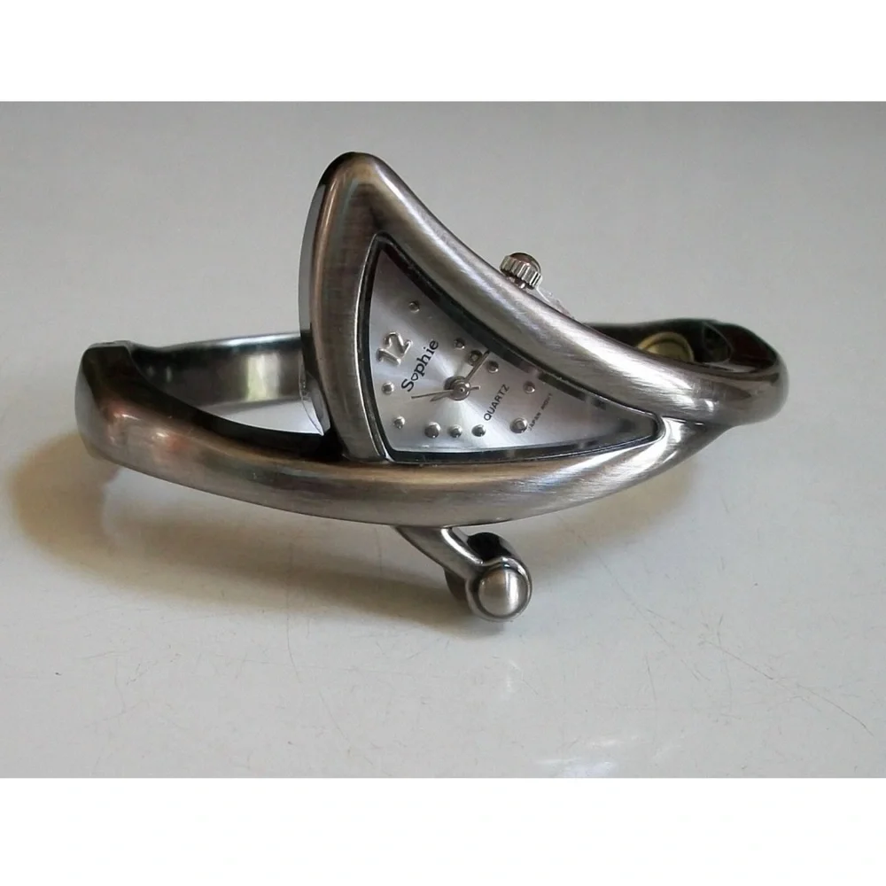 Women’s triangle hematite finish fashion bangle cuff casual watch